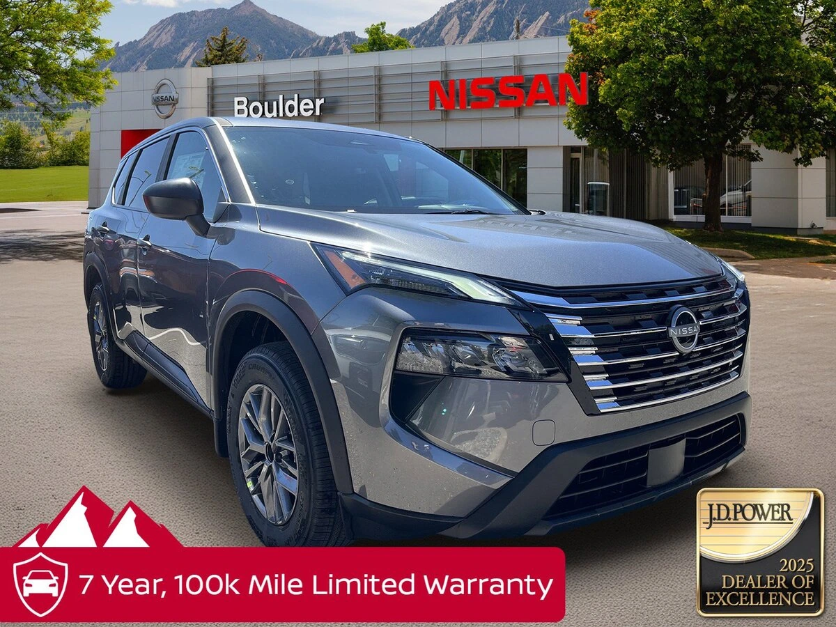 2026 Nissan Rogue S's photo