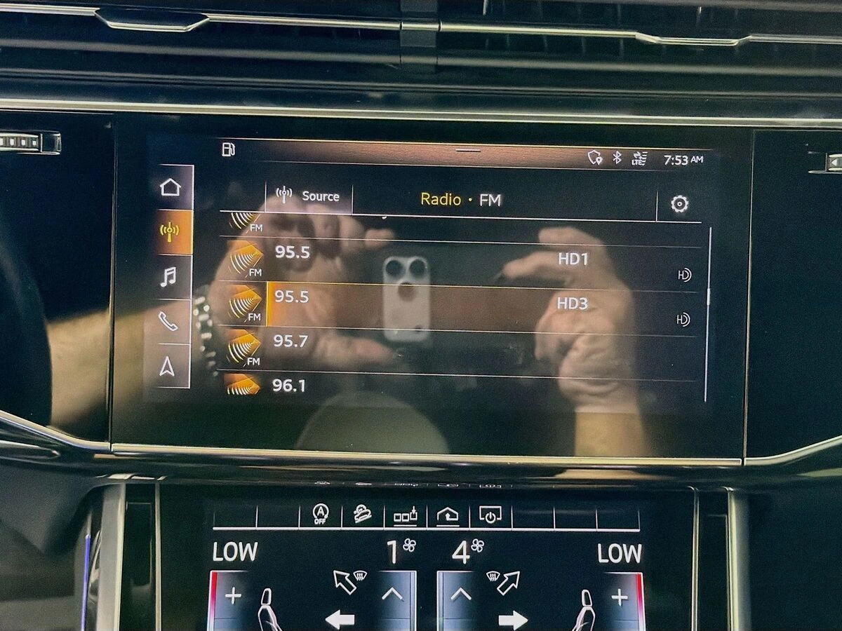 2019 Audi Q8 Premium Plus - Photo 22