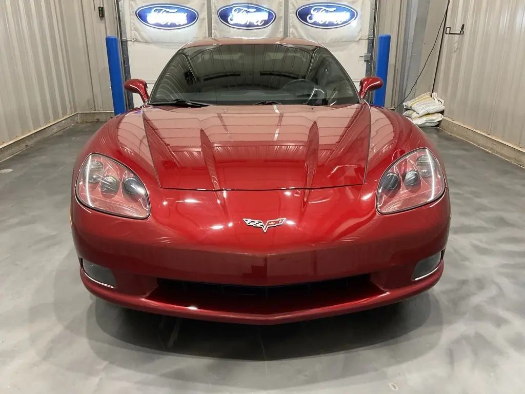 2008 Chevrolet Corvette Base photo 2