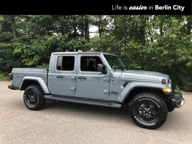2025 Jeep Gladiator High Tide