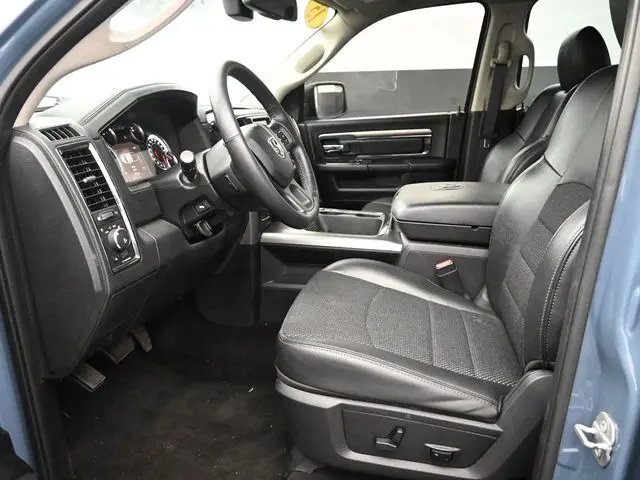 2015 Ram 1500 Sport photo 12