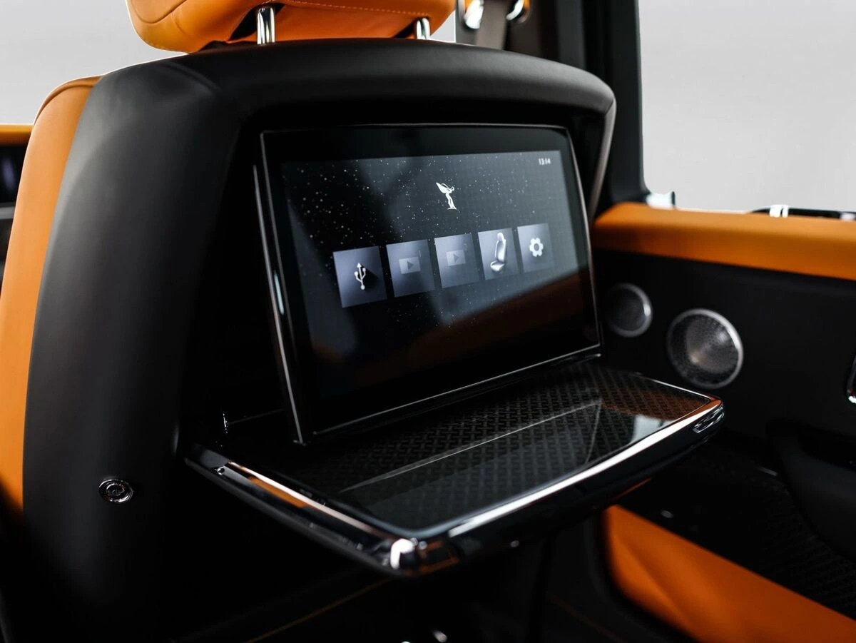 2027 Rolls-Royce Cullinan Black Badge - Photo 14
