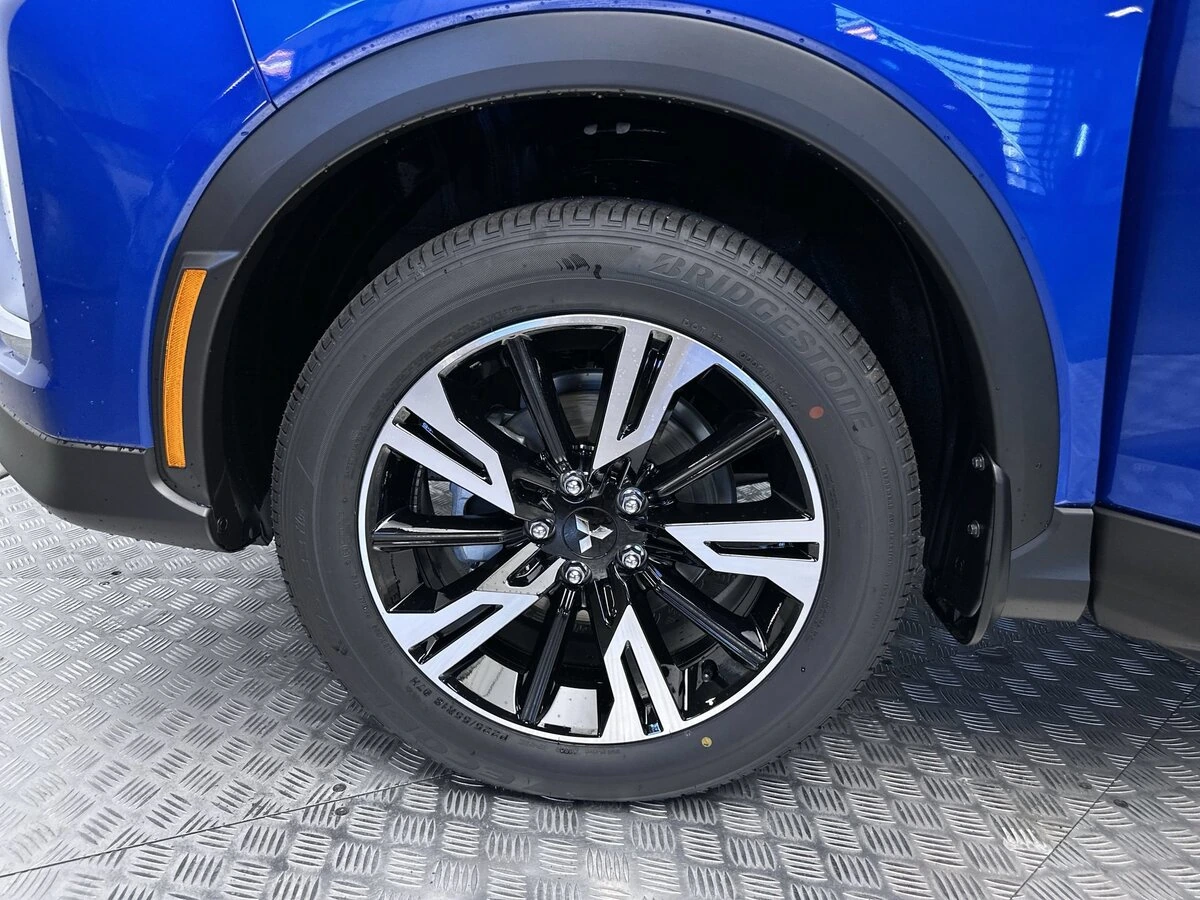 2026 Mitsubishi Eclipse Cross SE - Photo 25