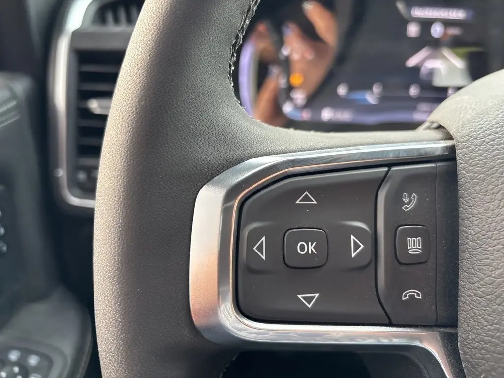2025 Ram 2500 Laramie photo 18