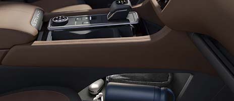 Pass-through Console 2025 NISSAN Pathfinder