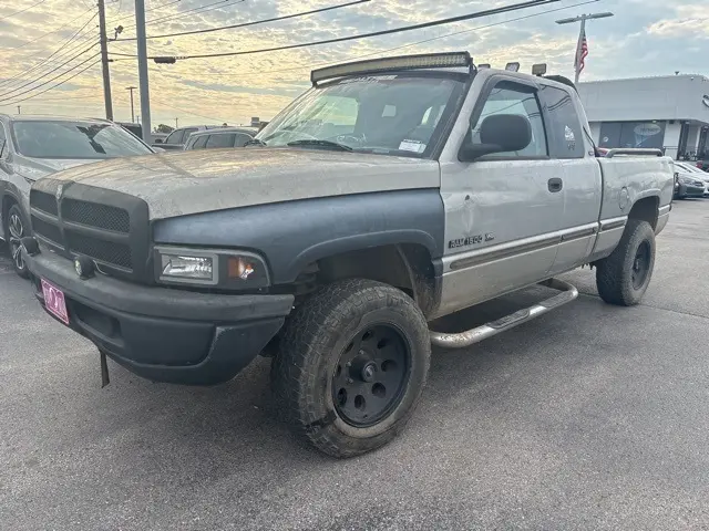 1998 Dodge Ram Pickup ST
