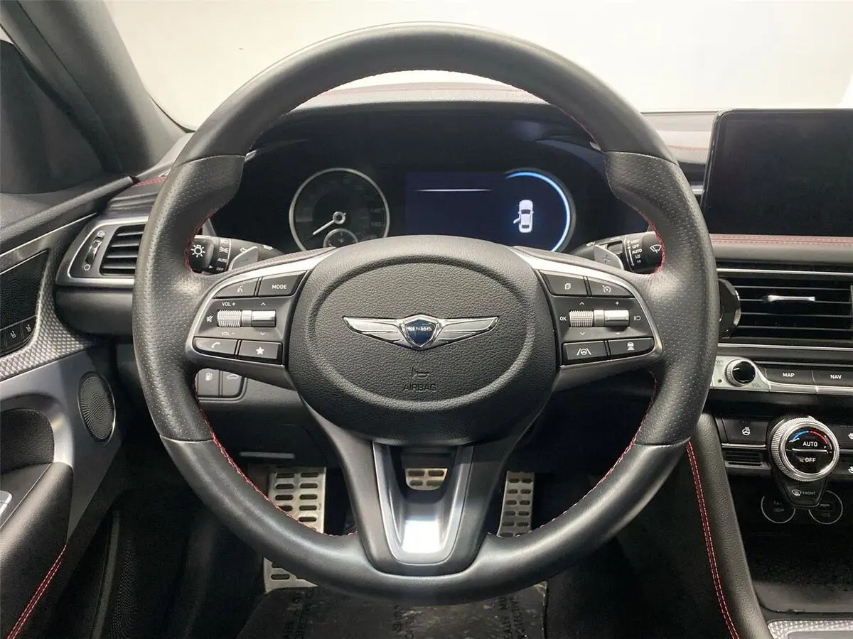 2022 Genesis G70 3.3T photo 3