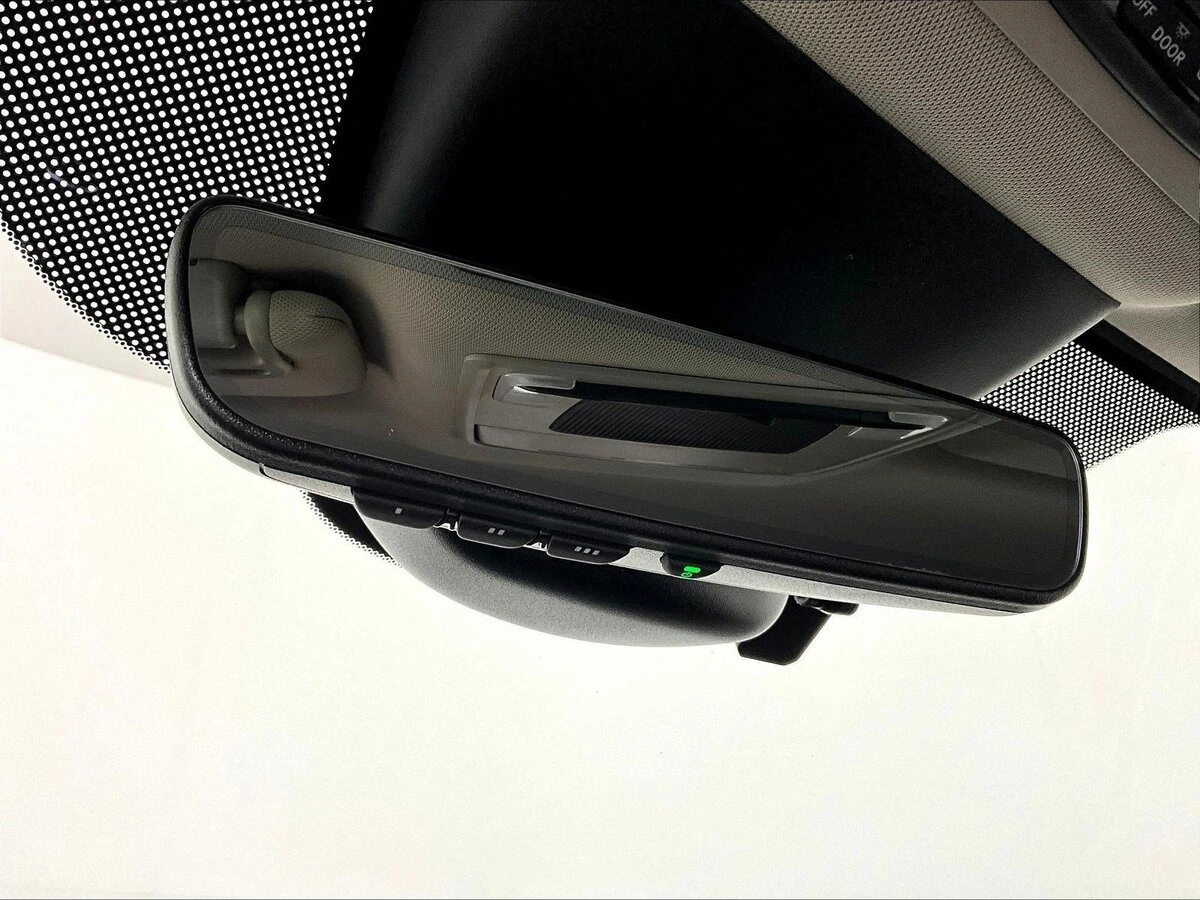 2025 Honda Pilot EX-L - Photo 38