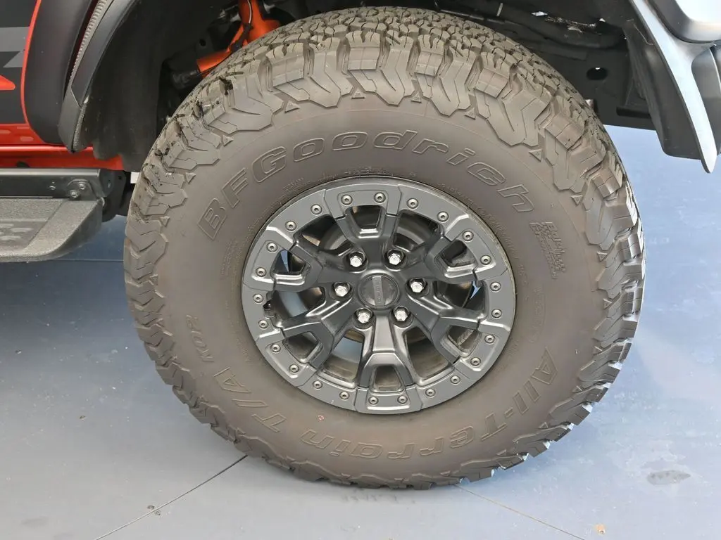 2023 Ford Bronco Raptor photo 9