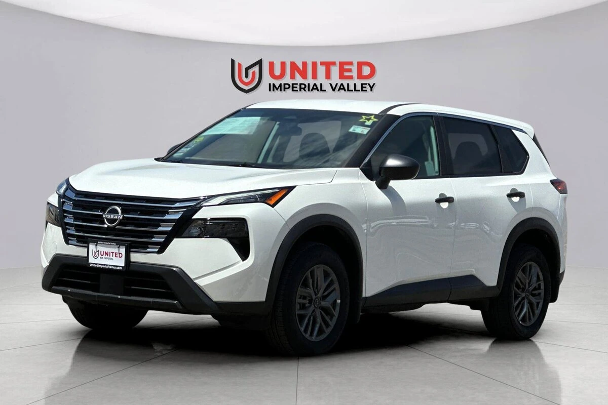 2026 Nissan Rogue S - Photo 8