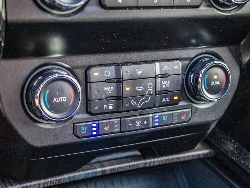 2021 Ford F-250 photo 34