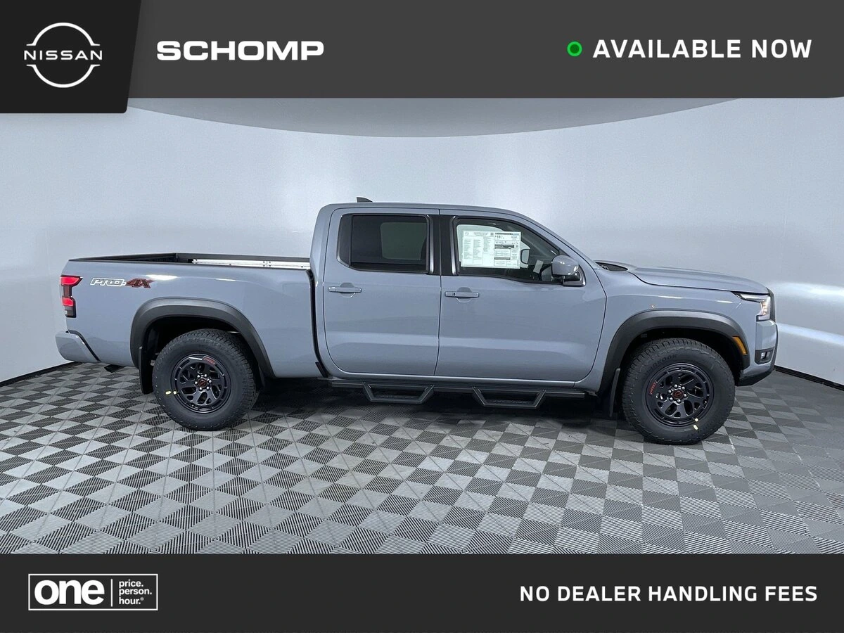 2026 Nissan Frontier PRO-4X's photo