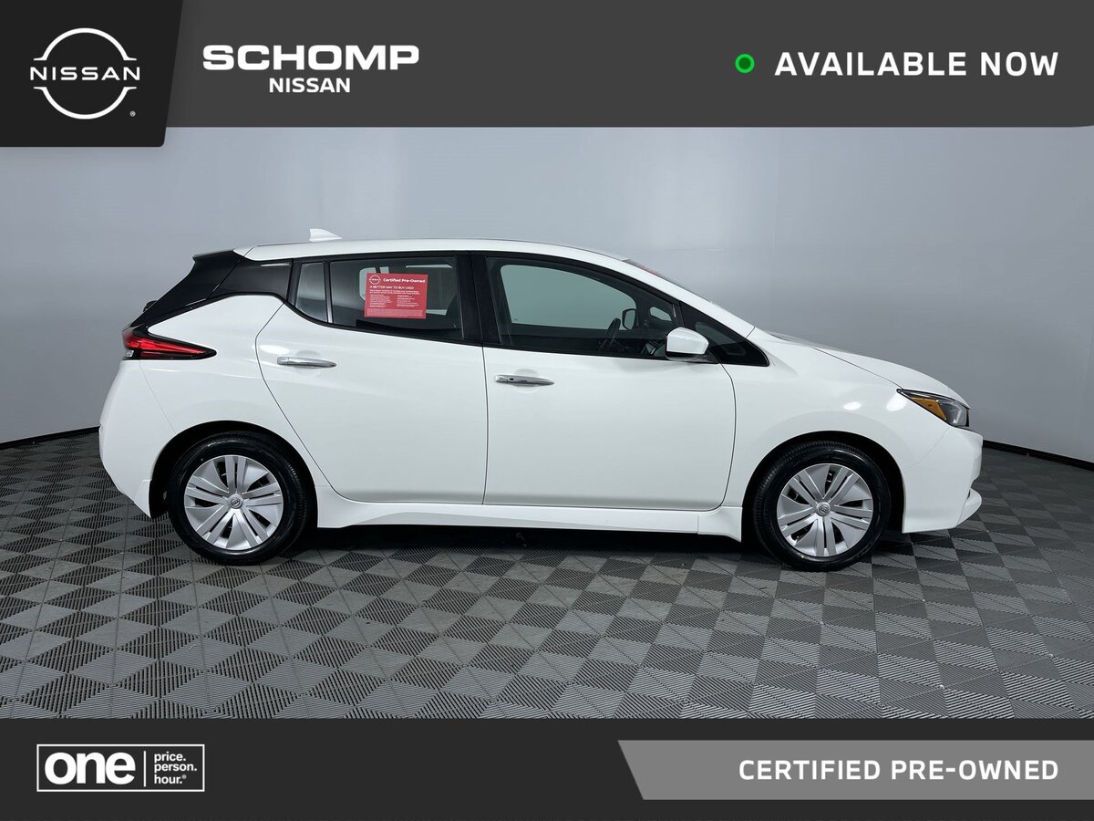 2025 Nissan LEAF S