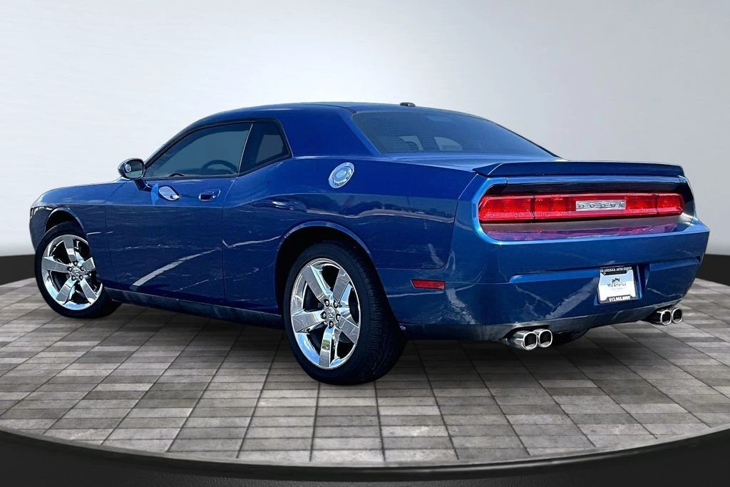 2010 Dodge Challenger R/T - Photo 13