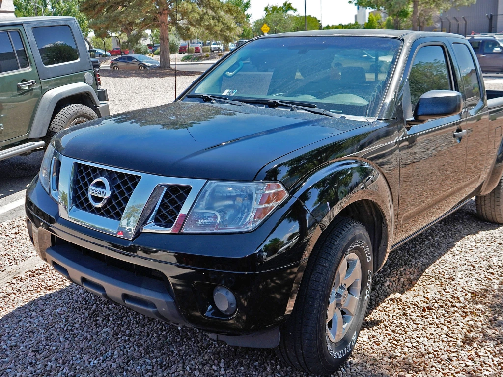 2012 Nissan Frontier 4.0 SV King Cab 4X2 AT's photo