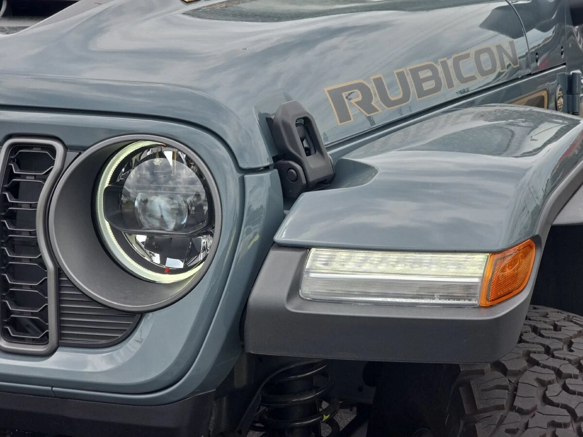 2025 Jeep Wrangler 4-Door Rubicon 392 Final Edition - Photo 28