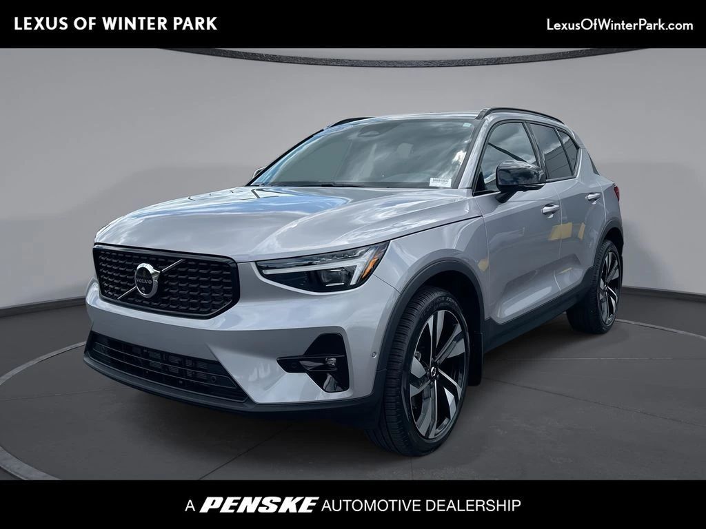 2026 Volvo XC40