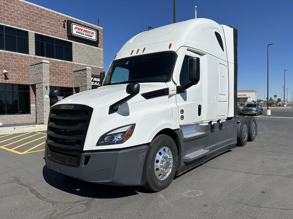 2026 Freightliner Cascadia - image 2