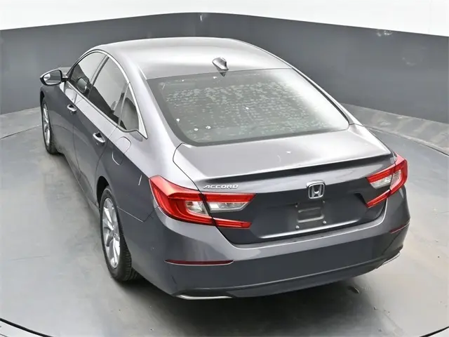 2018 Honda Accord LX photo 29