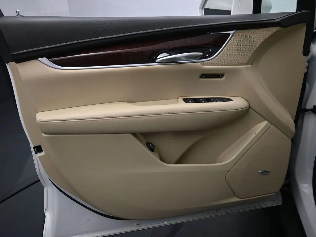 2018 Cadillac XT5 Premium Luxury photo 22