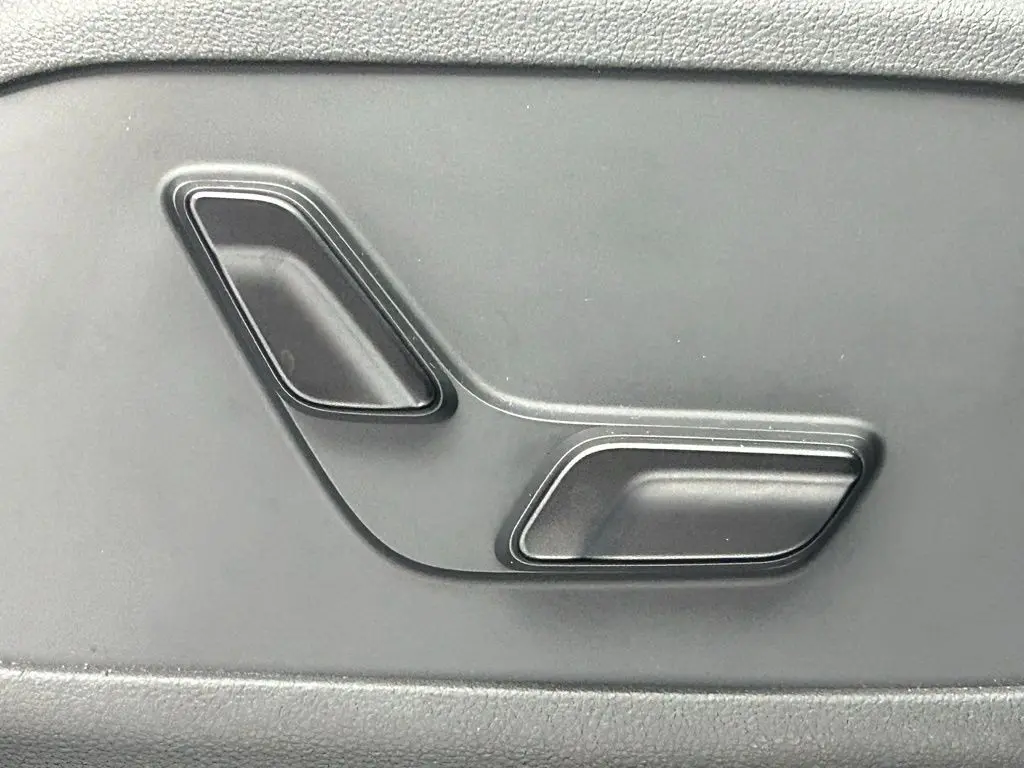 2025 Hyundai Santa Fe Calligraphy photo 11