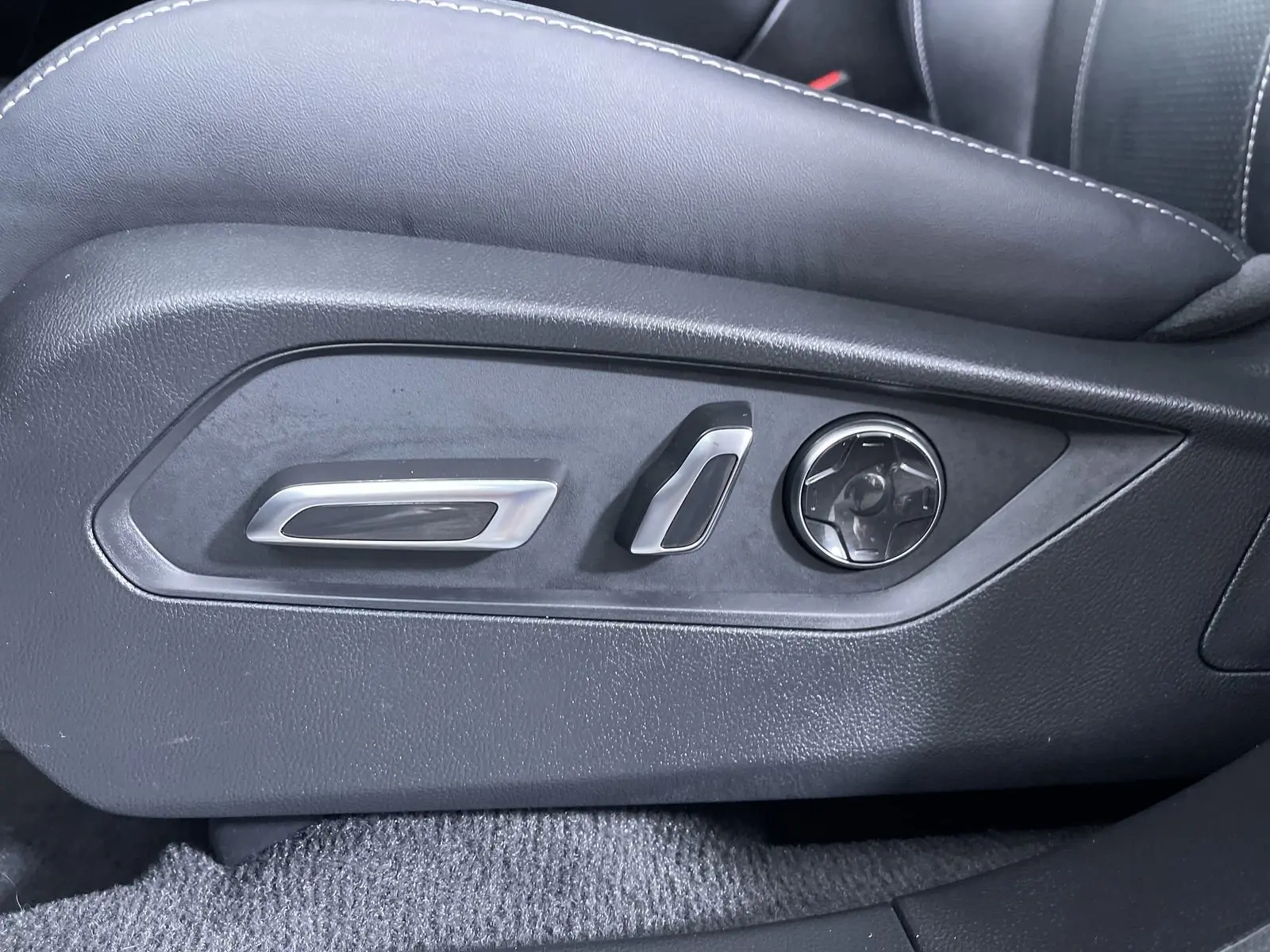 2024 Acura RDX Technology photo 10