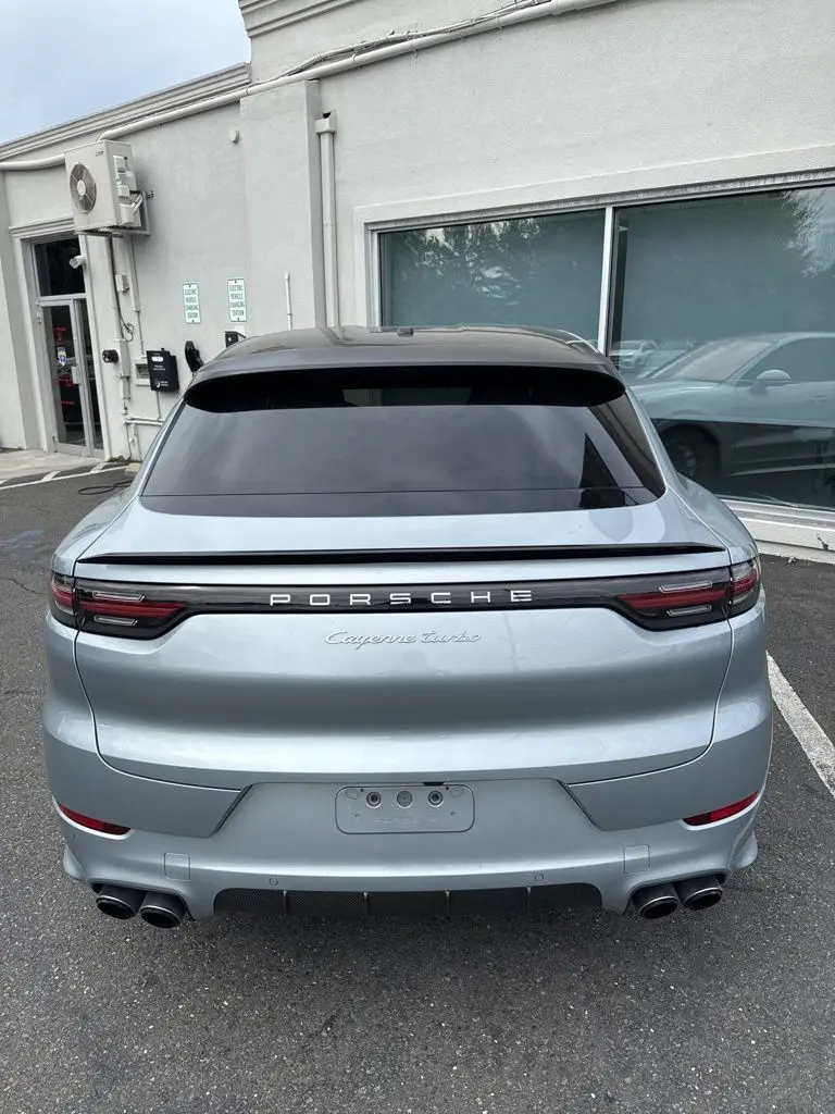 2020 Porsche Cayenne Coupe Turbo photo 11
