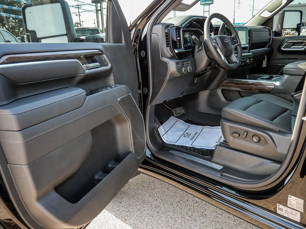 2026 Chevrolet Silverado 2500 HD LT - Photo 33
