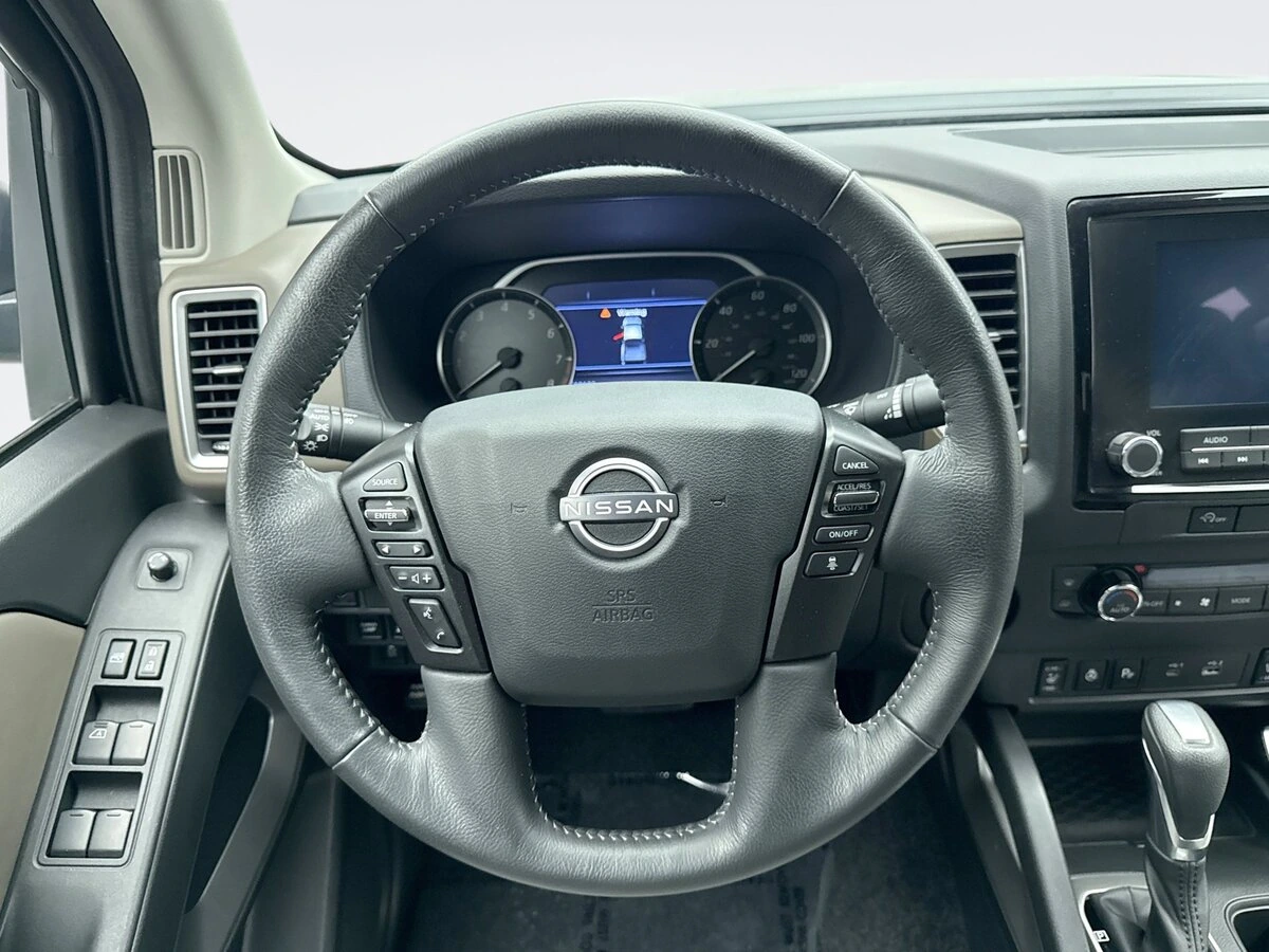 2023 Nissan Frontier SV - Photo 12
