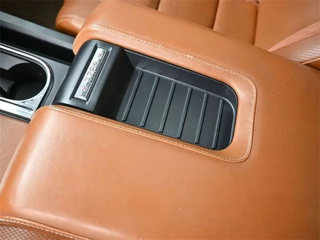 2016 Toyota Tundra Platinum photo 22