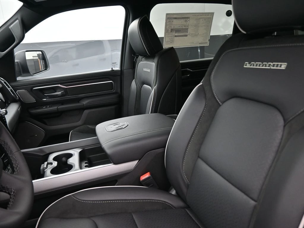 2026 RAM 1500 Laramie - Photo 9