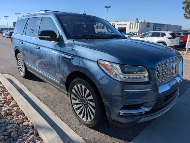 2018 Lincoln Navigator Reserve photo 3