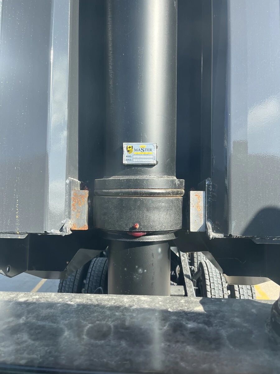 2026 International - image 9