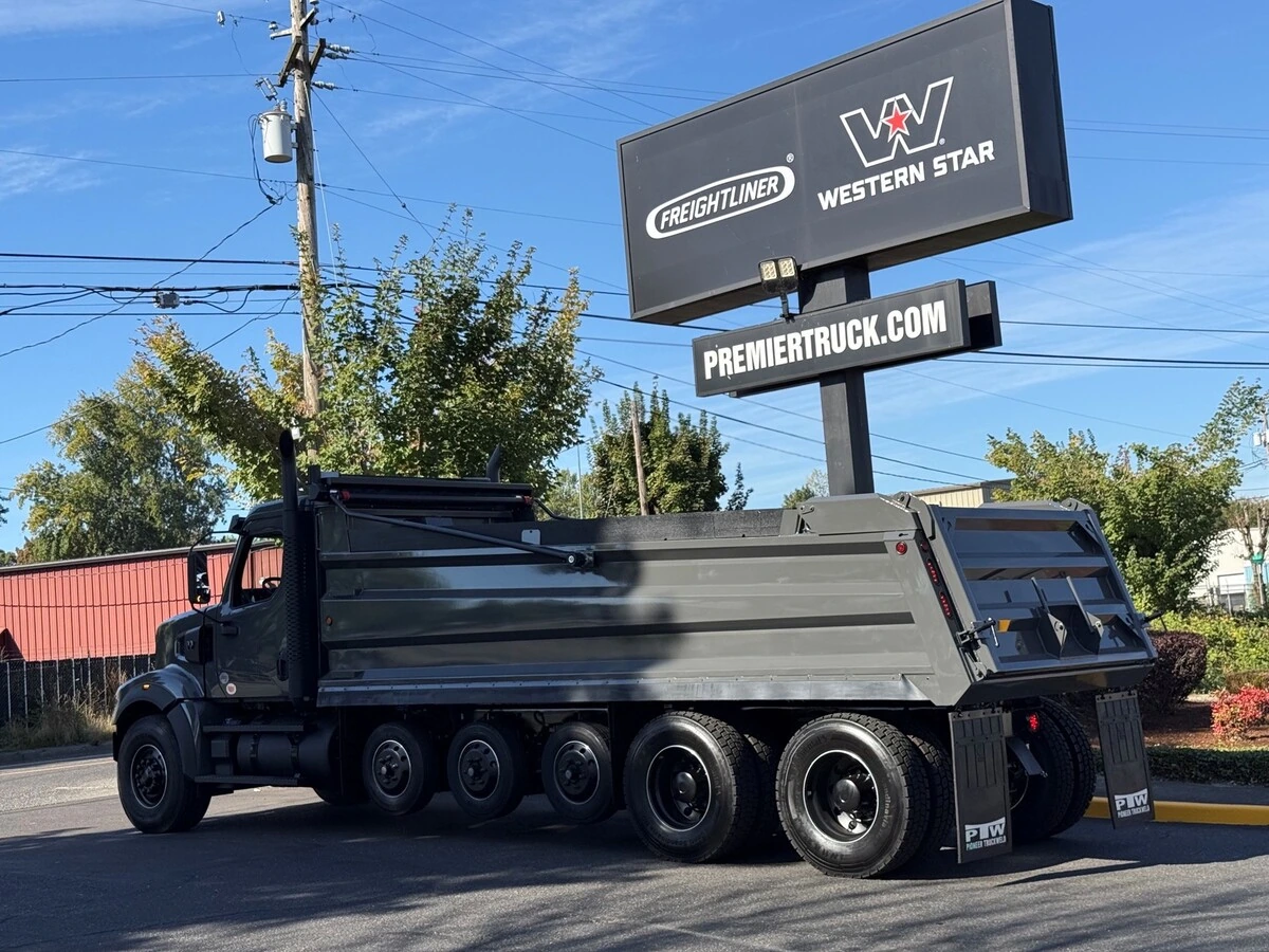 2027 Western Star 49X — photo 6