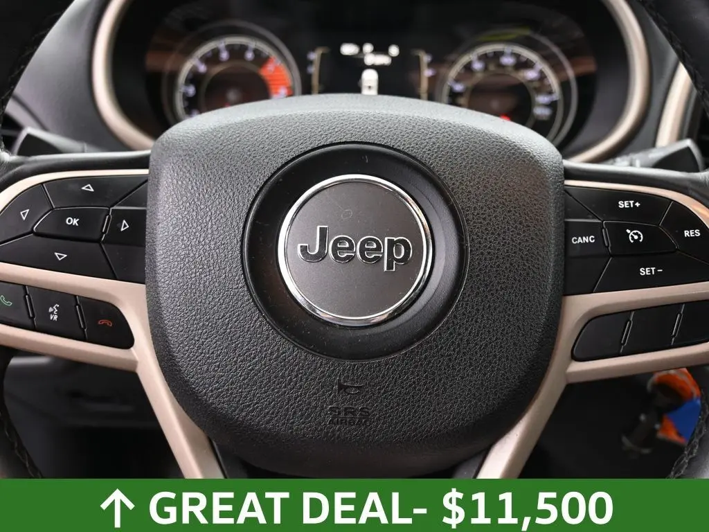 2017 Jeep Cherokee Altitude photo 18