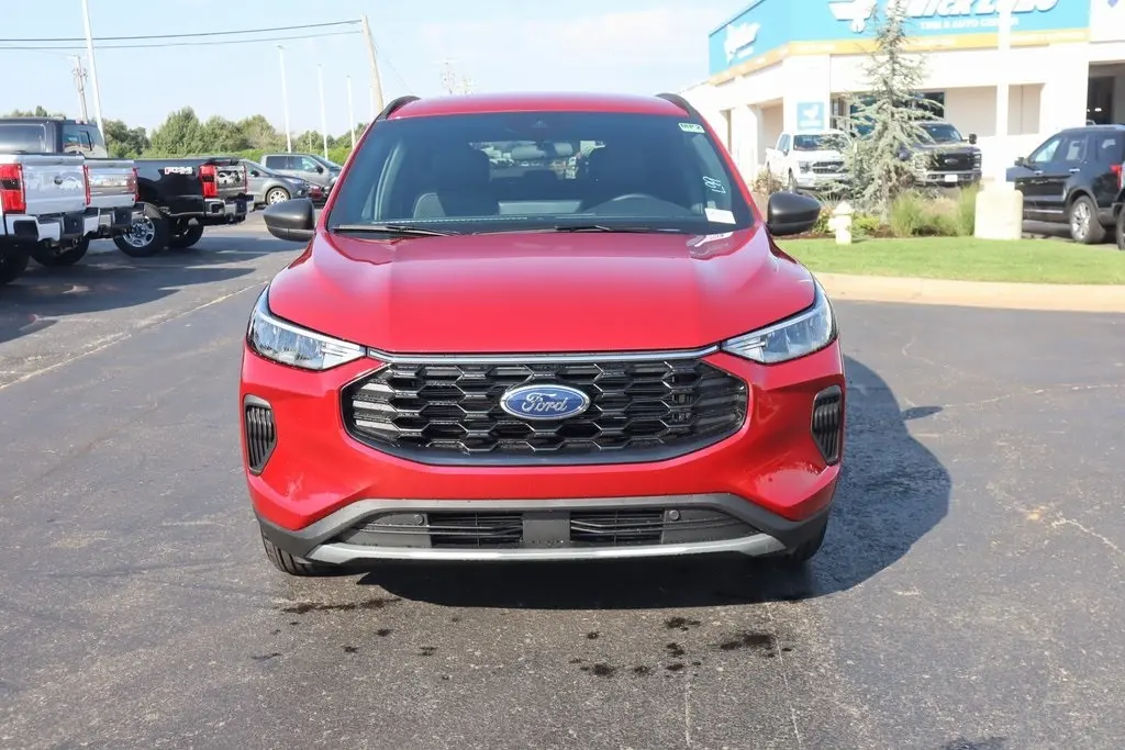 2026 Ford Escape ST-Line photo 9