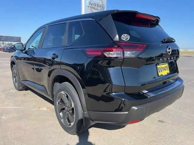 2026 Nissan Rogue SV photo 3
