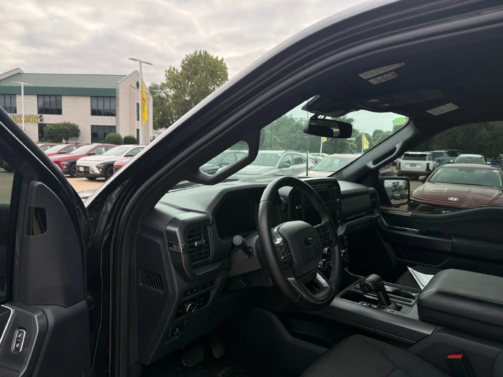 2024 Ford F-150 XLT - Photo 18