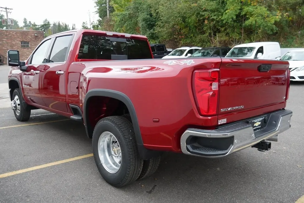 2026 Chevrolet Silverado LTZ photo 5