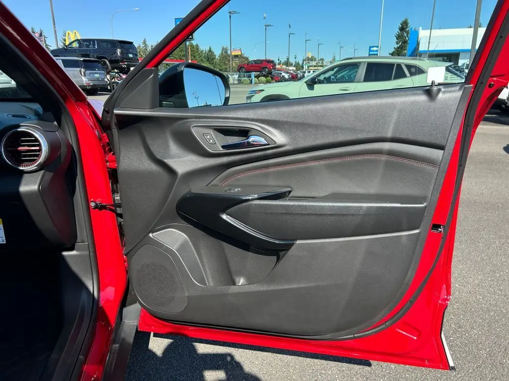 2026 Chevrolet Trax photo 25