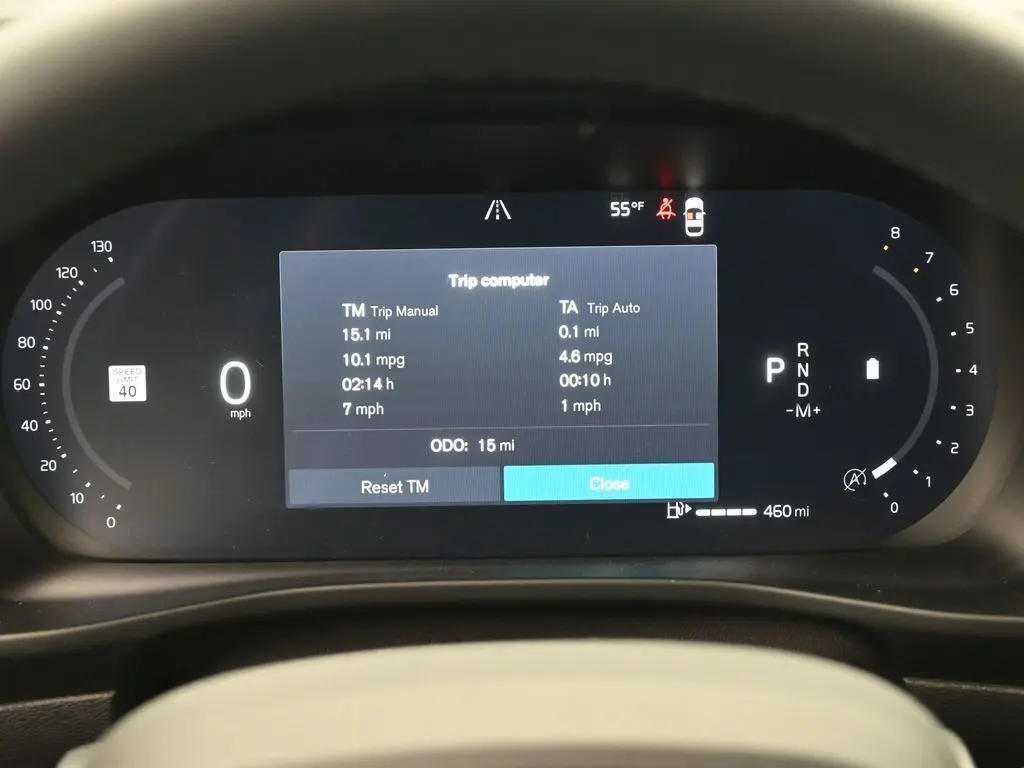 2026 Volvo - image 9