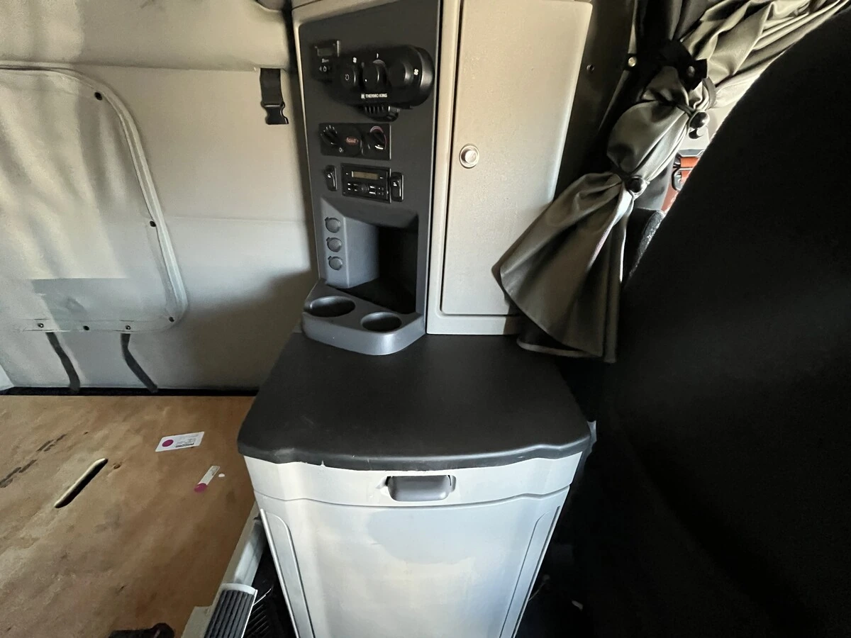 2023 Peterbilt 579 - image 34