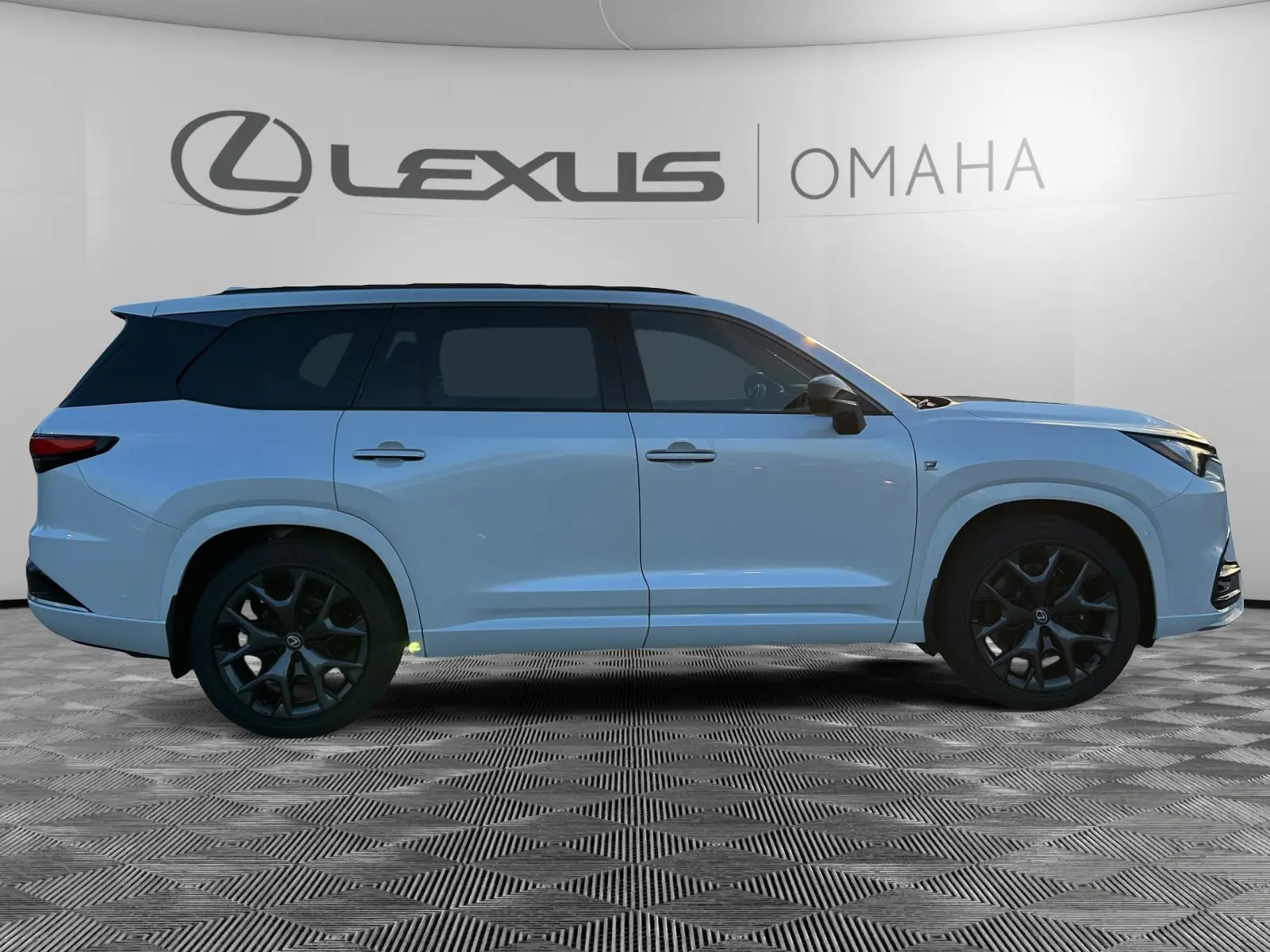 2026 Lexus TX 500h F SPORT Performance Premium photo 6