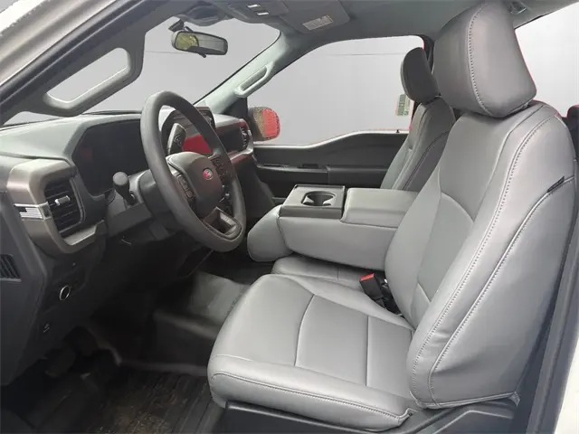 2025 Ford F-150 XL photo 9