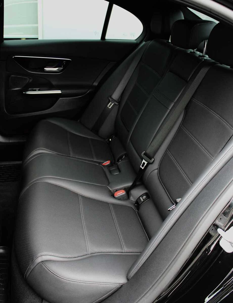 2025 Mercedes-Benz C-Class Sedan C 300 - Photo 22