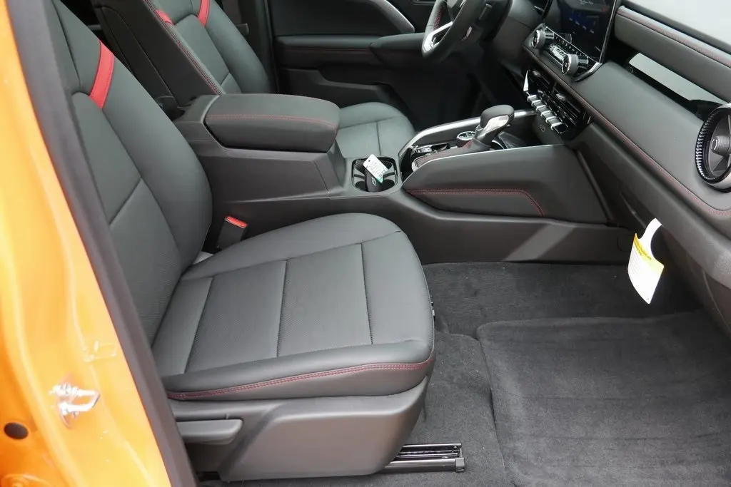 2026 Chevrolet Colorado Z71 photo 21