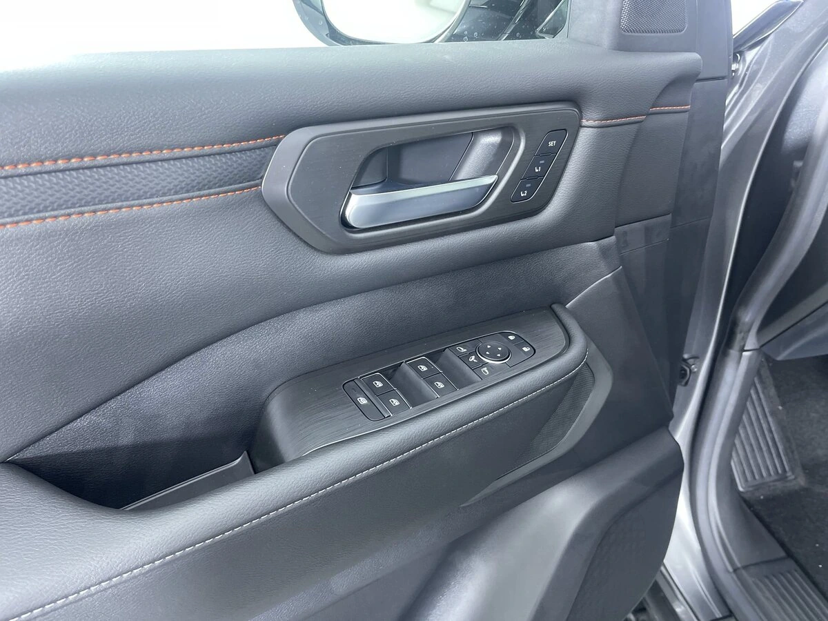2026 Nissan Armada PRO-4X - Photo 14