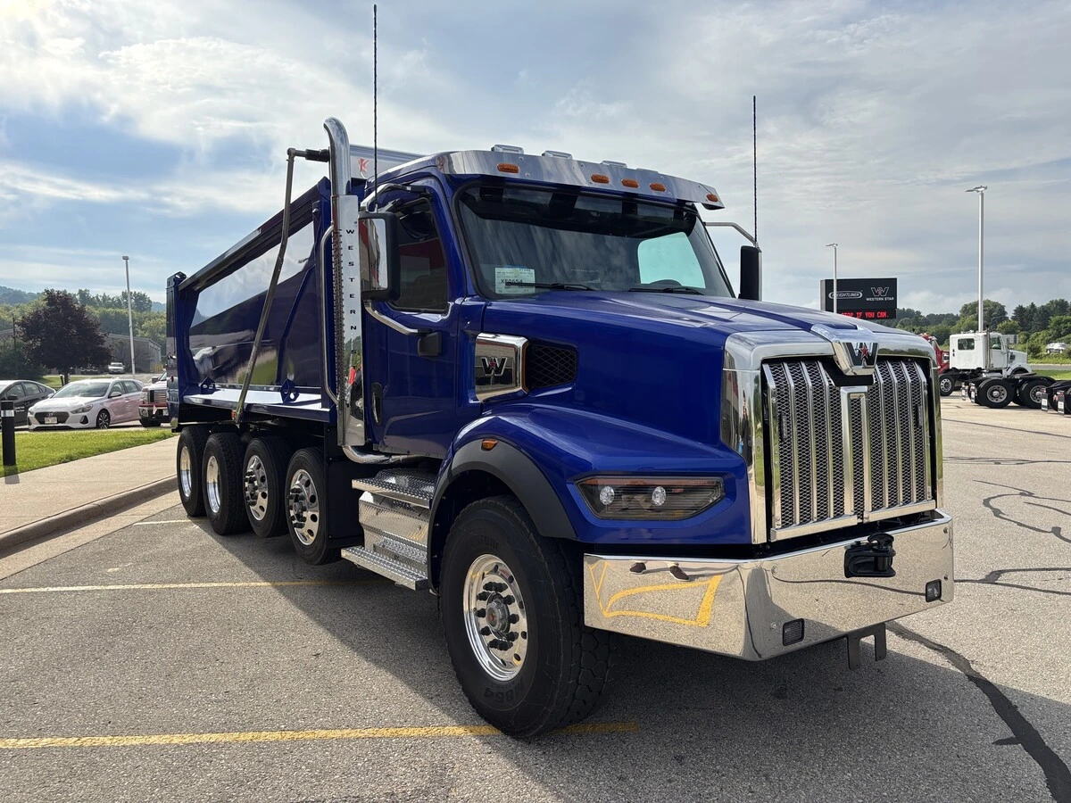 2027 Western Star 49X — photo 3