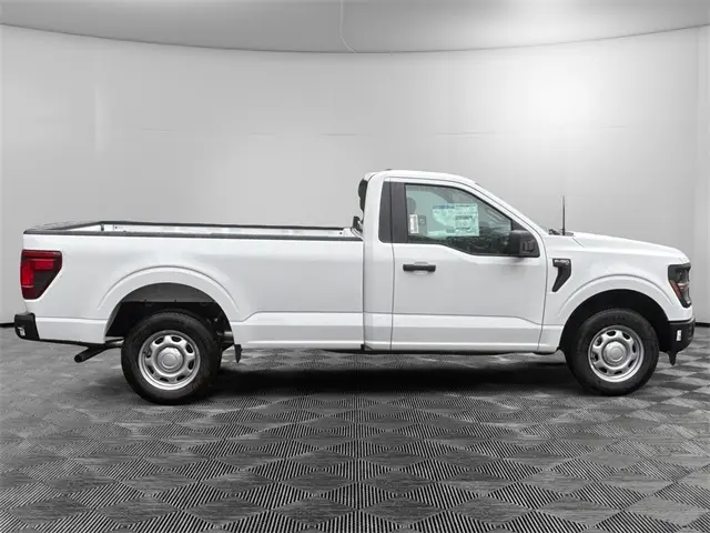 2025 Ford F-150 XL photo 6