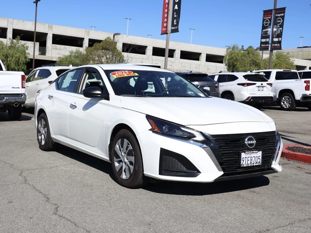 2025 Nissan Altima S